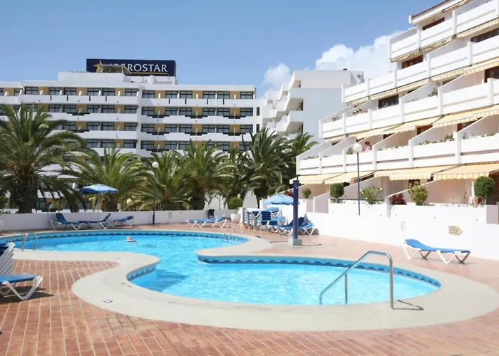 Apartamento De 2 Dormitorios Con Piscina En Costa Adeje